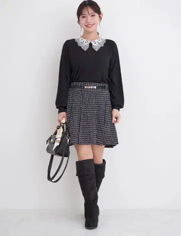 펄 벨트 부착 박스 플리츠 미니 스커트