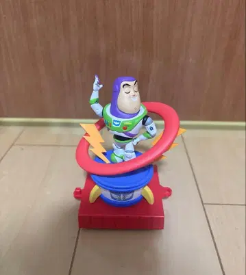 토이 스토리 토이 퍼레이드 버즈 1