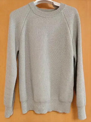 그린 라벨 릴랙싱 그레이 크루넥 스웨터