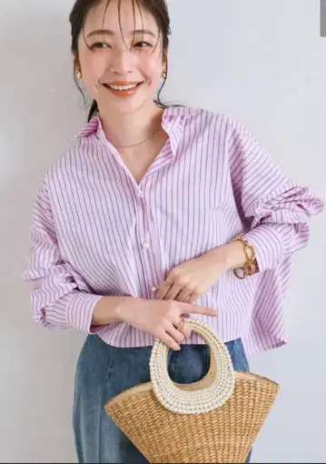 스트라이프 크롭 셔츠