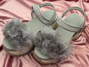 볼륨 플라워 스포츠 샌들 ( L 사이즈 블루 )