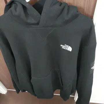 THE NORTH FACE 블랙 후드티