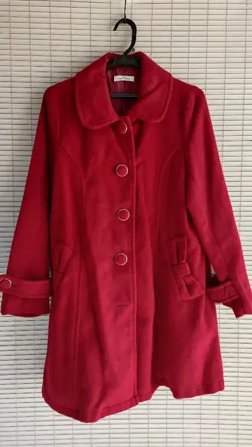 Avail 빨간색 와인 코트