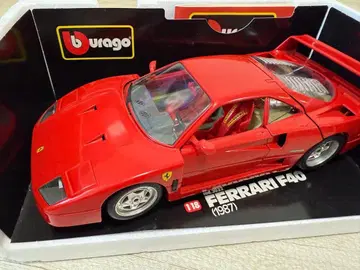 브라 고 페라리 F40 (1987) 1/18