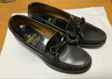 REGAL 블랙 로퍼 리본