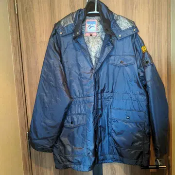 네이비 나일론 자켓 후드 부착