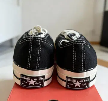 [ 미사용 새상품 27cm ] 블랙 CT70 로우컷 ox