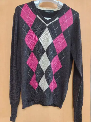 울 100% 유나이티드 애로우즈 아가일 무늬 V넥 스웨터