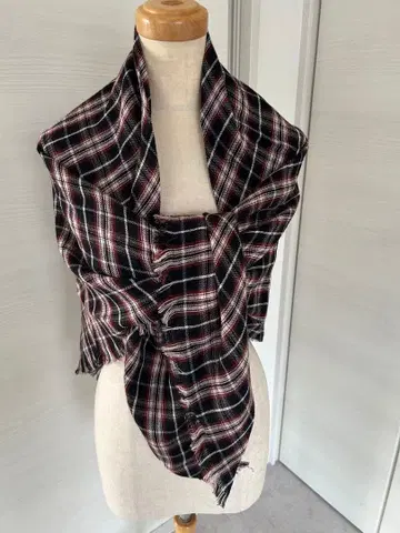 theory 체크 무늬 숄 블랙 레드 화이트