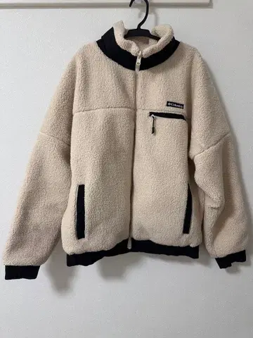 컬럼비아 블랙 라벨 플리스