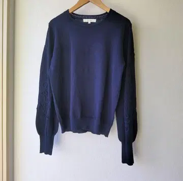 grove 자수 니트 풀오버