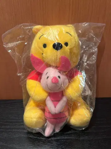 곰돌이 푸와 피글렛 봉제 인형