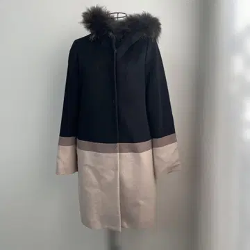 퍼 트리밍 롱 코트 블랙/베이지 M 사이즈