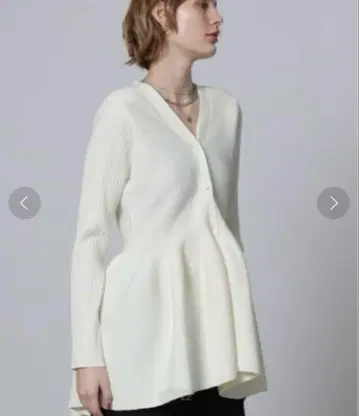 [ CADUNE ] 페플럼 가디건 [ 새상품급 ]