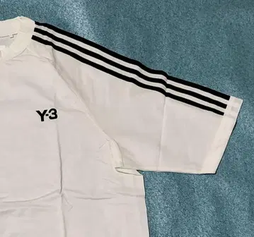 Y-3 3스트라이프 반팔 티셔츠 화이트 XS 사이즈