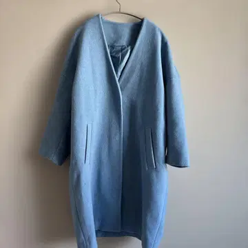 미라 오웬 롱 코트 노카라 블루