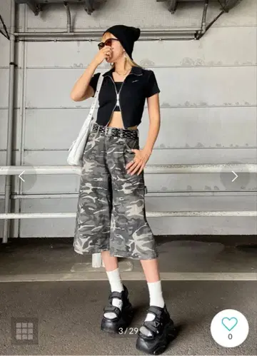 non-hedge 카모플라쥬 하프 팬츠 S 사이즈