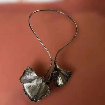 은행나무 잎 실버 초커 보라색 돌 포함