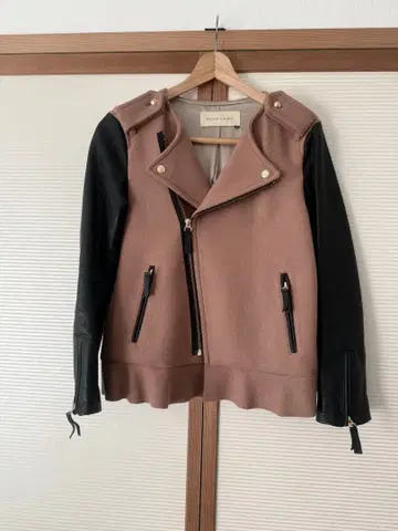 Balcony and Bed 울 가죽 라이더 자켓