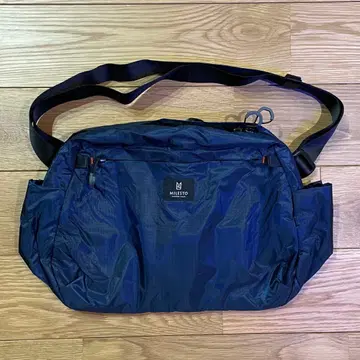 [ 새상품급 ] MILESTO 네이비 숄더백