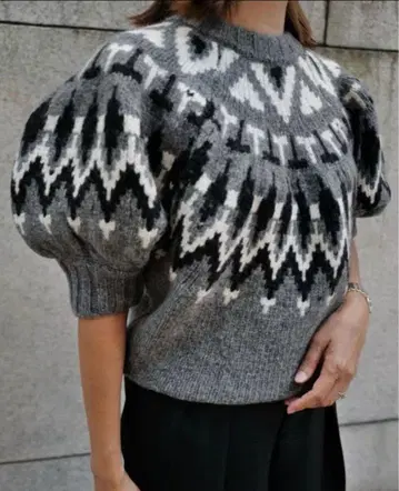 [ 새상품급 ] MACHATT 로우게이지 노르딕 무늬 니트 반팔 그레이