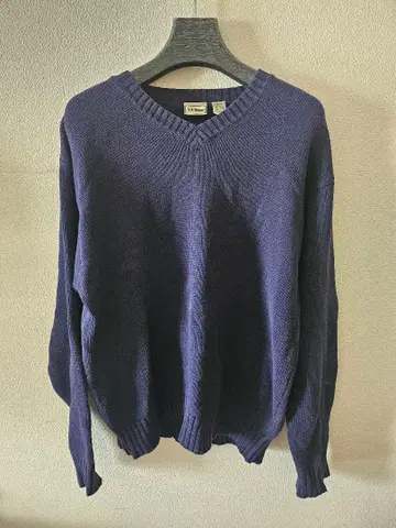 L.L.Bean 네이비 V넥 스웨터