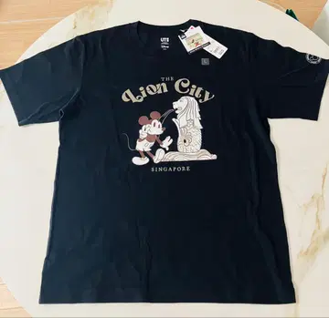 [ 싱가포르 한정판 ] 유니클로 미키마우스 인 싱가포르 L 사이즈