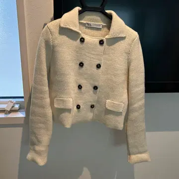 ZARA 아이보리 더블 버튼 가디건