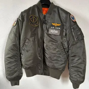 알파 인더스트리 MA-1 플라이트 자켓 M
