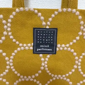 미나 페르호넨 토스트백 tambourine