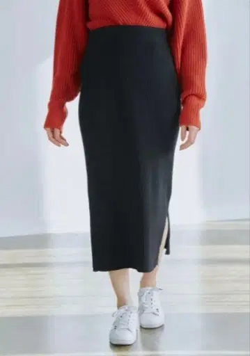 COHINA 패턴 믹스 리브 I라인 스커트 시착만 한 상품