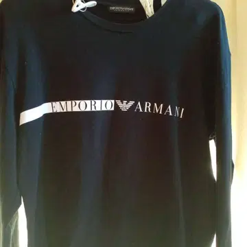 엠포리오 아르마니 로고 긴팔 셔츠 블랙