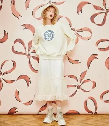 (눈에 띄는 얼룩 없음) POPPY 플라워 프린트 맨투맨