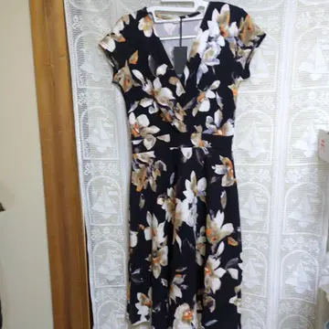 EGERIE [ 새상품 ] 플라워 원피스