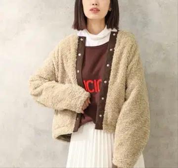 그레디 브릴리언트 Auief 보아 퀼트 노카라 자켓