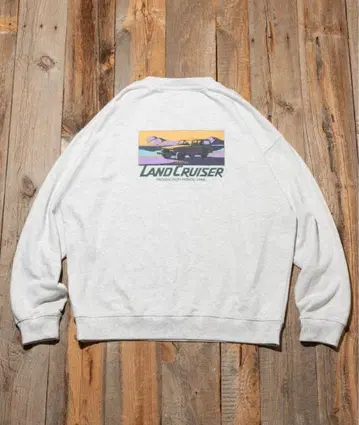 FREAK'S STORE 랭크 60 백 프린트 크루넥 맨투맨