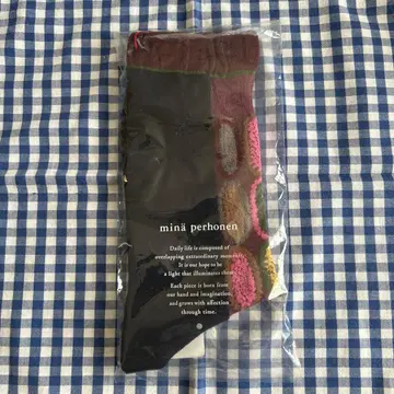 미나 페르호넨 양말 tarte 네이비