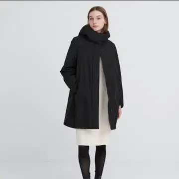 유니클로 하이브리드 다운 코쿤 코트 블랙 S