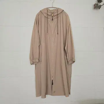 wb(비키) 후드 부착 롱 코트 베이지