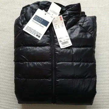 유니클로 프리미엄 다운 울트라 라이트 XL 블랙