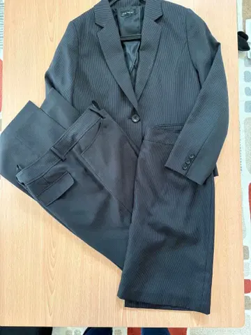 Add Rouge 다크 그레이 스트라이프 수트 3세트 15ABR