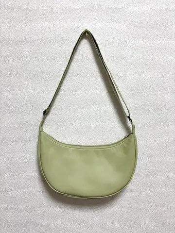 가죽 문 숄더백