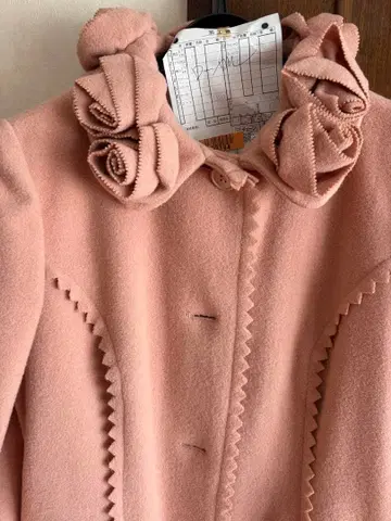 모스키노 살몬 핑크 플라워 로즈 디자인 롱 코트