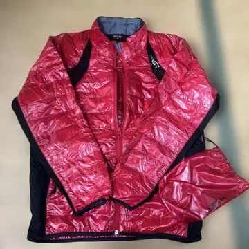 NEXGEN 얇은 소재 다운 자켓 M 사이즈 수납 파우치 포함