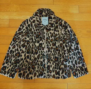 새상품 AS KNOW AS 레오파드 무늬 보아 코트