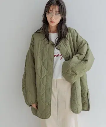 미사용 새상품 LOWRYS FARM 퀼팅 블루종