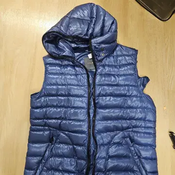 DUVETICA 후드 부착 다운 베스트 52 네이비