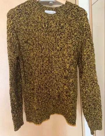 투모로우랜드 니트