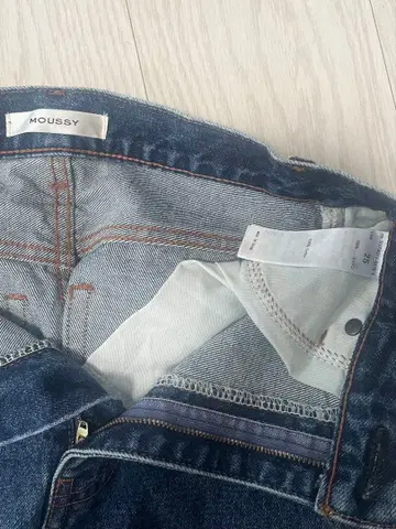 MOUSSY 스트레이트 데님(S~M 사이즈 상당)
