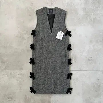 미사용 새상품 seventen 세븐텐 사이드 리본 베스트 원피스 XS